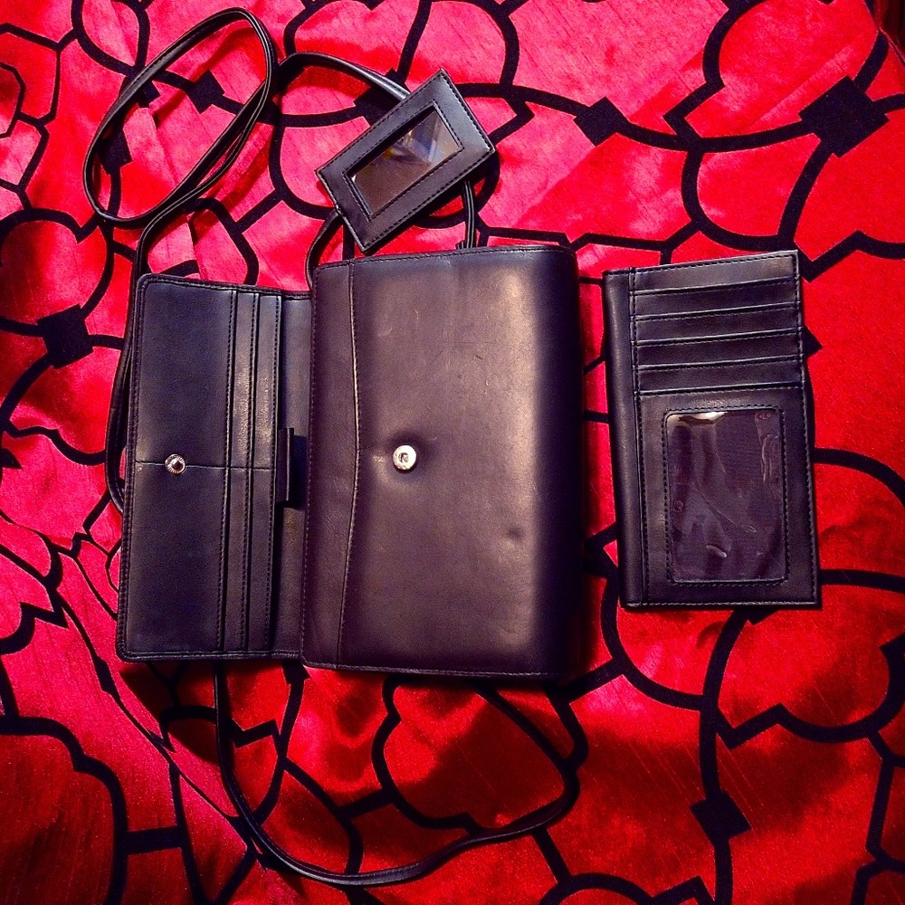 JG Hook black leather purse with LOTS of pockets